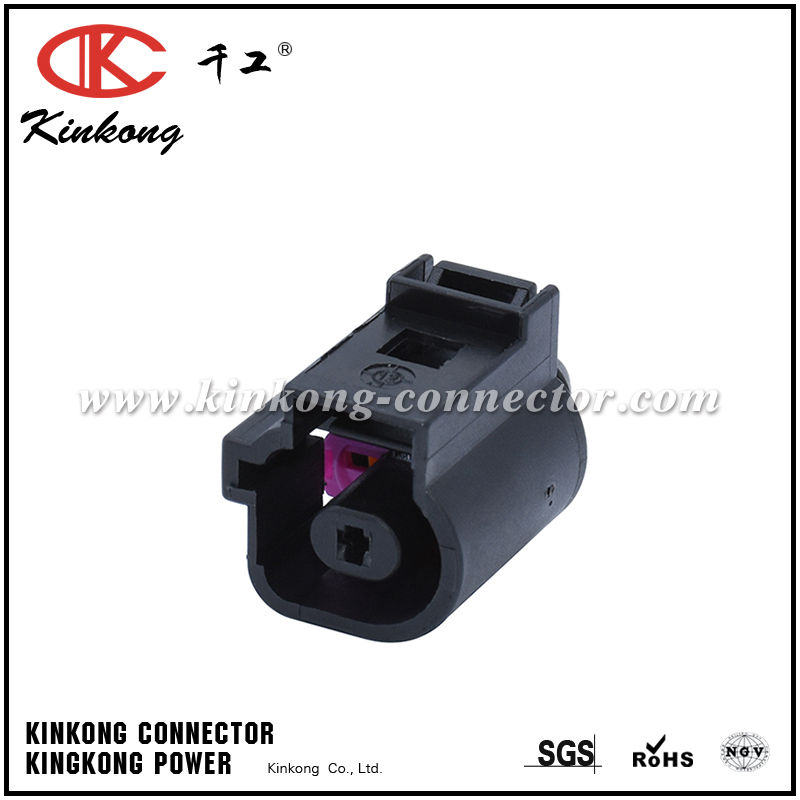 1J0 973 081 1 way oil pressure sensor plug for vw audi CC Q7 Touareg Magotan CKK7015B-1.5-21