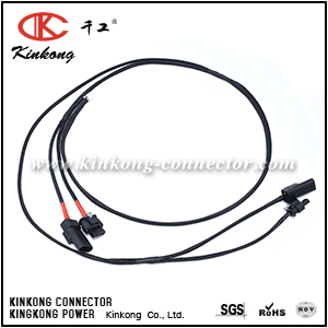 Automotive wire harness cable assembly with 8P Molex connector